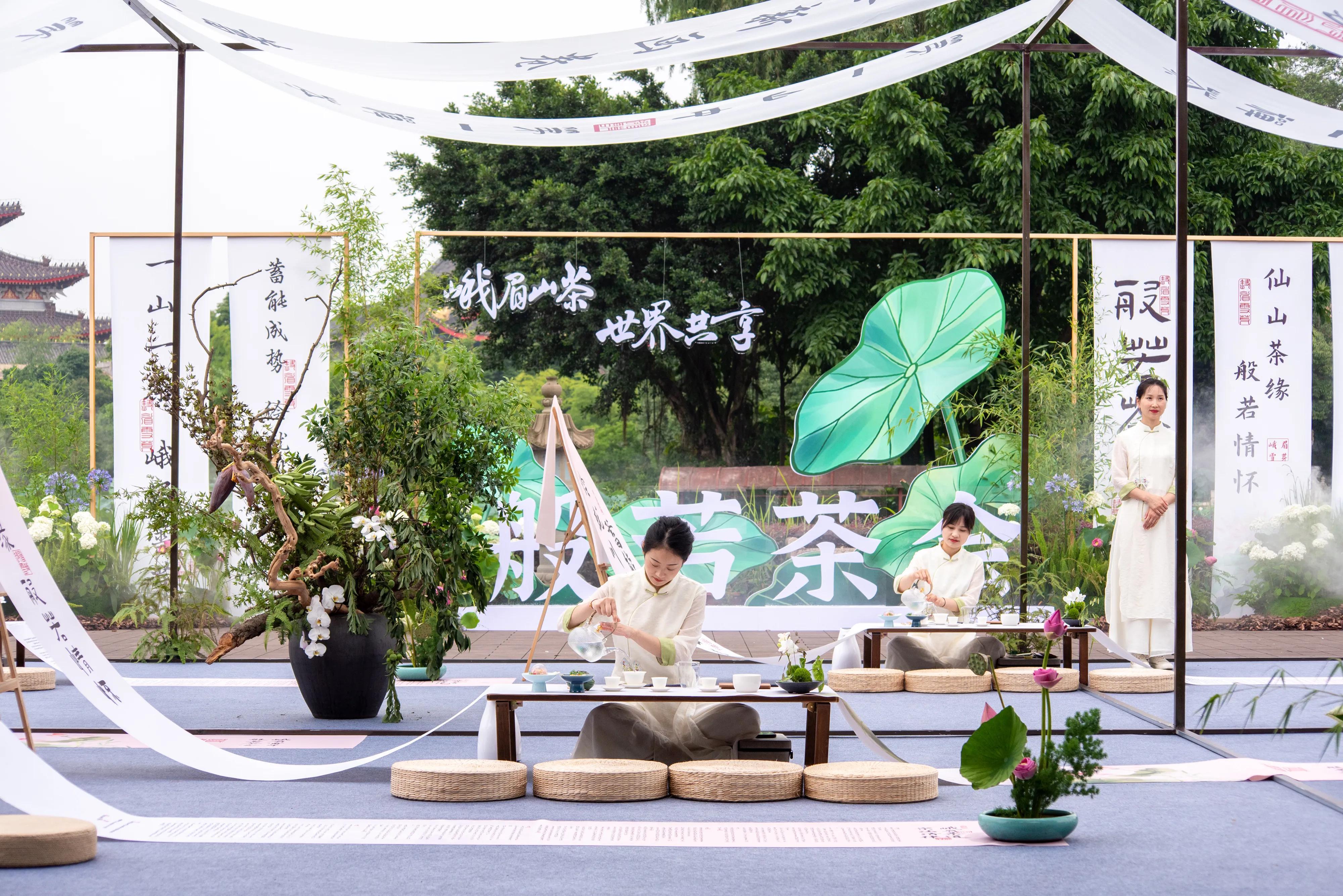 科技引领共创智慧新篇章（或科技引领