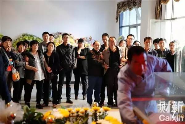 田野影视，科技重塑葬礼纪实，前沿科技力量下的告别仪式体验