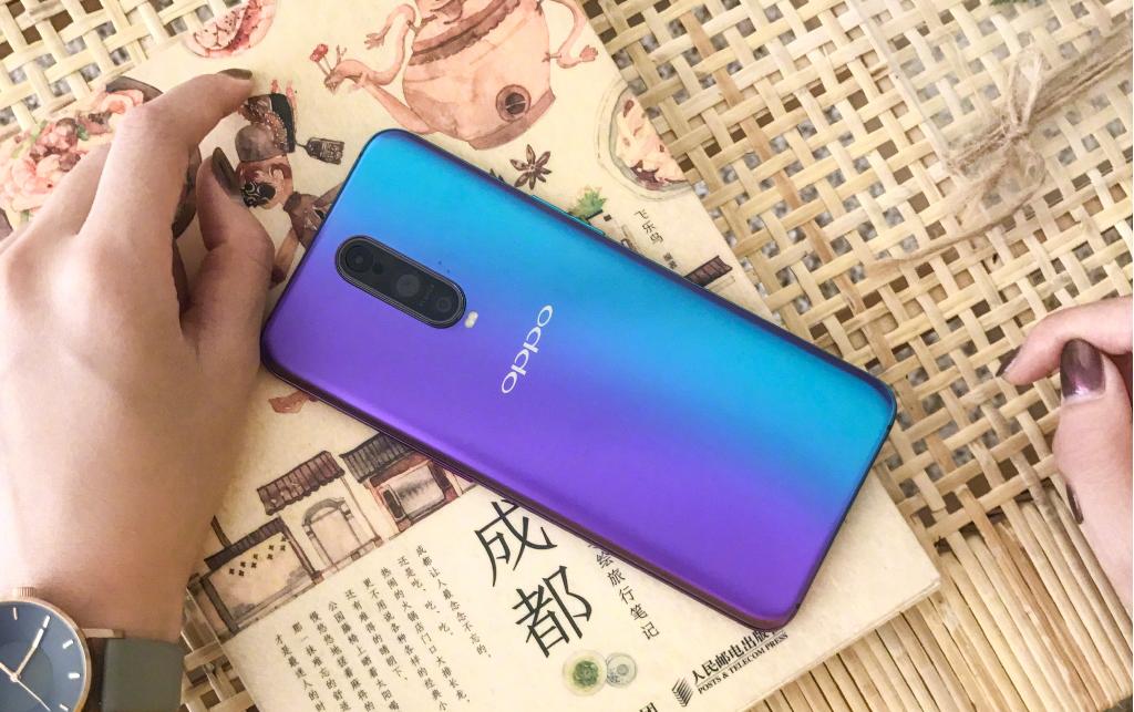 苹果广告最新，创新与争议的碰撞