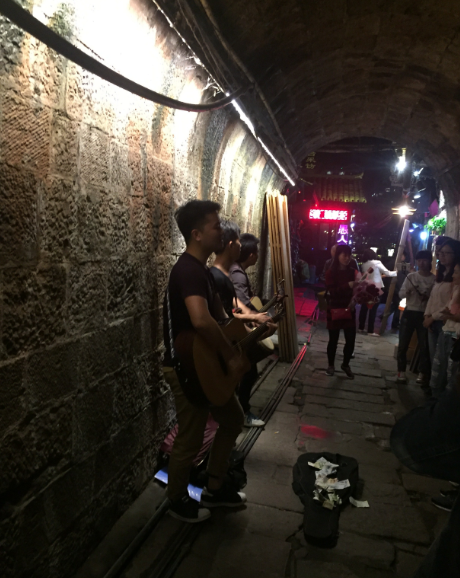 特色小店惊喜之旅,最新劫视频带你探索小巷深处的独特风味